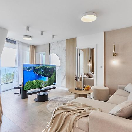 Wave Beachfront Family Apartment Мендзиздрое Екстериор снимка