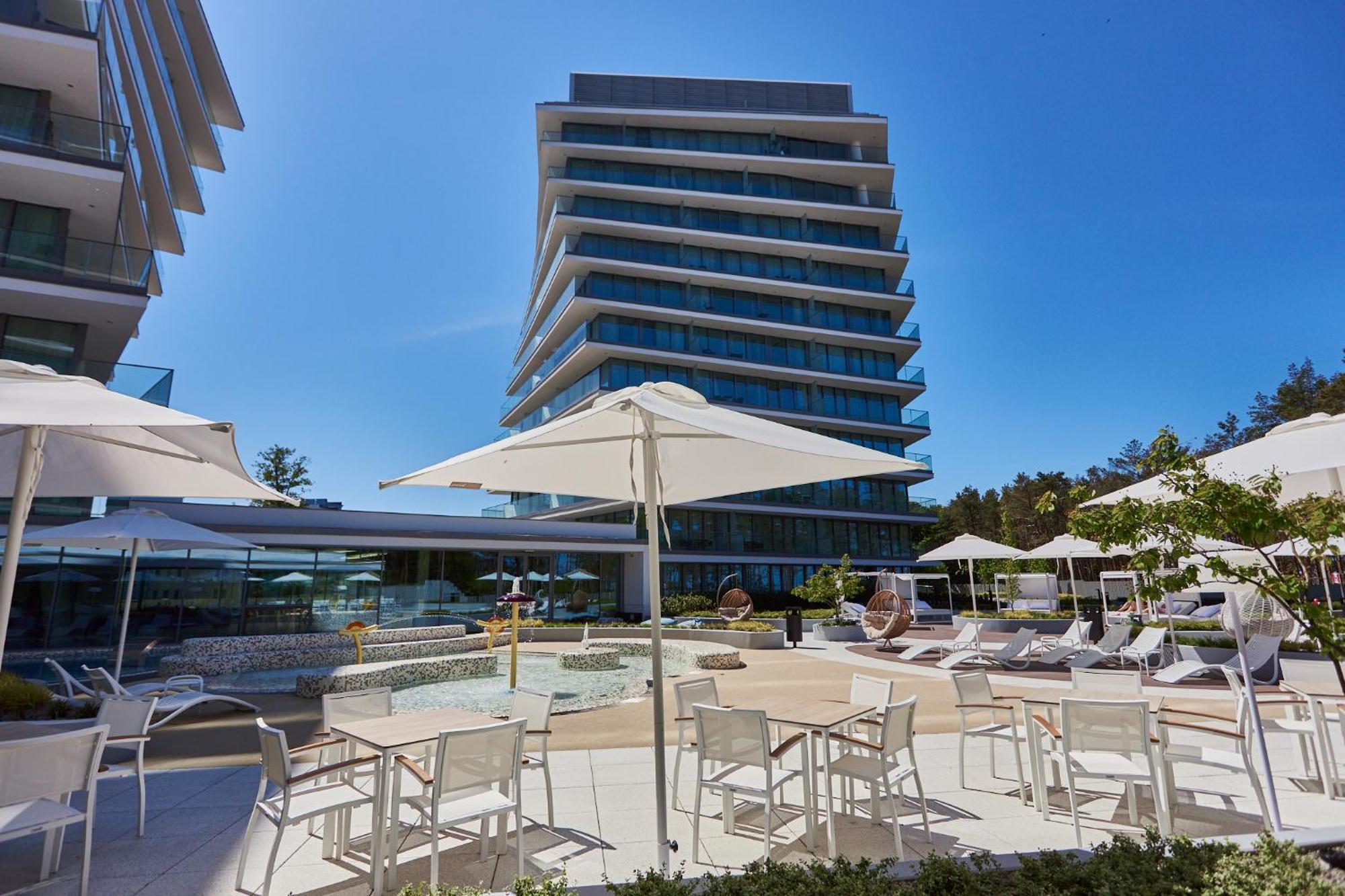Wave Beachfront Family Apartment Мендзиздрое Екстериор снимка