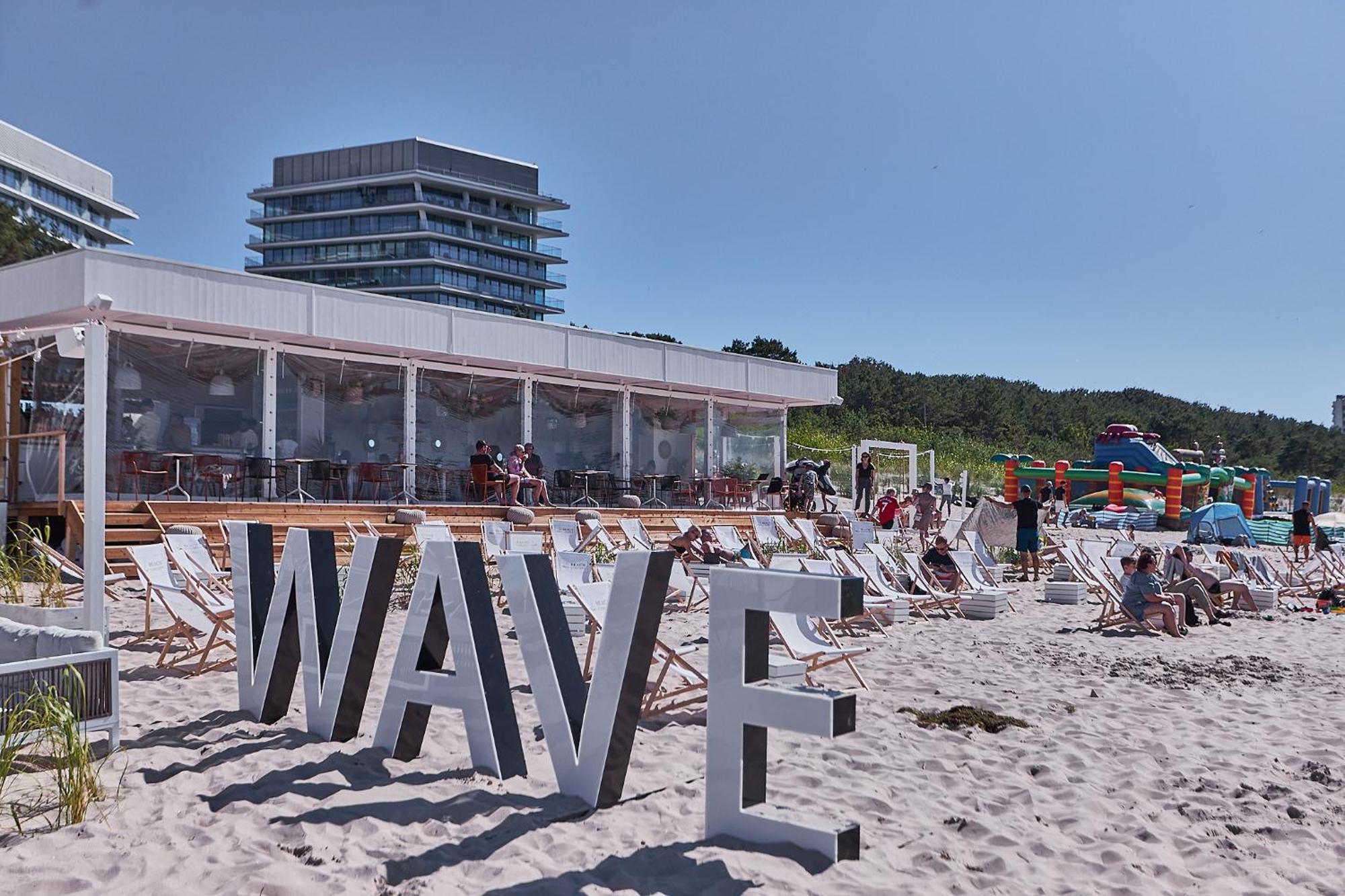 Wave Beachfront Family Apartment Мендзиздрое Екстериор снимка