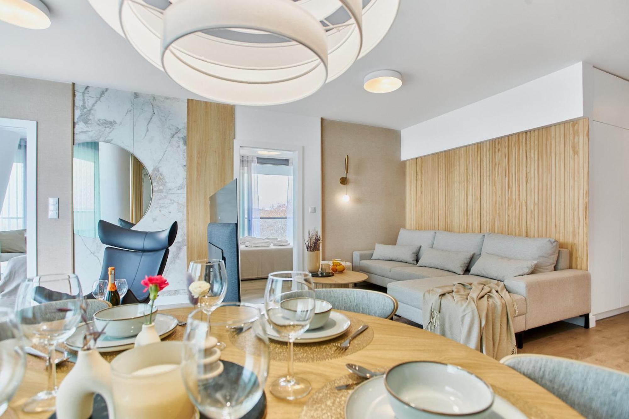 Wave Beachfront Family Apartment Мендзиздрое Екстериор снимка
