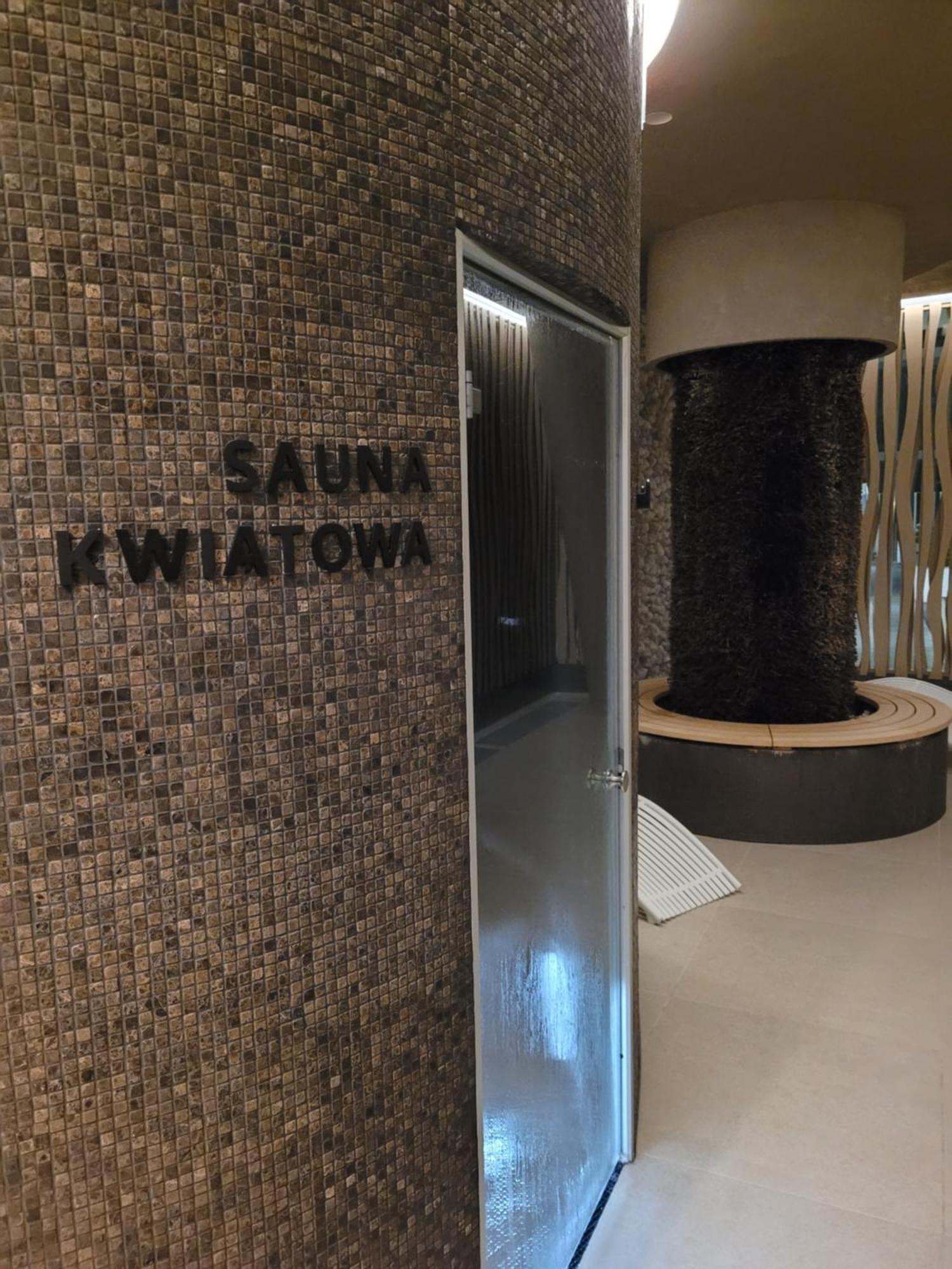 Wave Beachfront Family Apartment Мендзиздрое Екстериор снимка